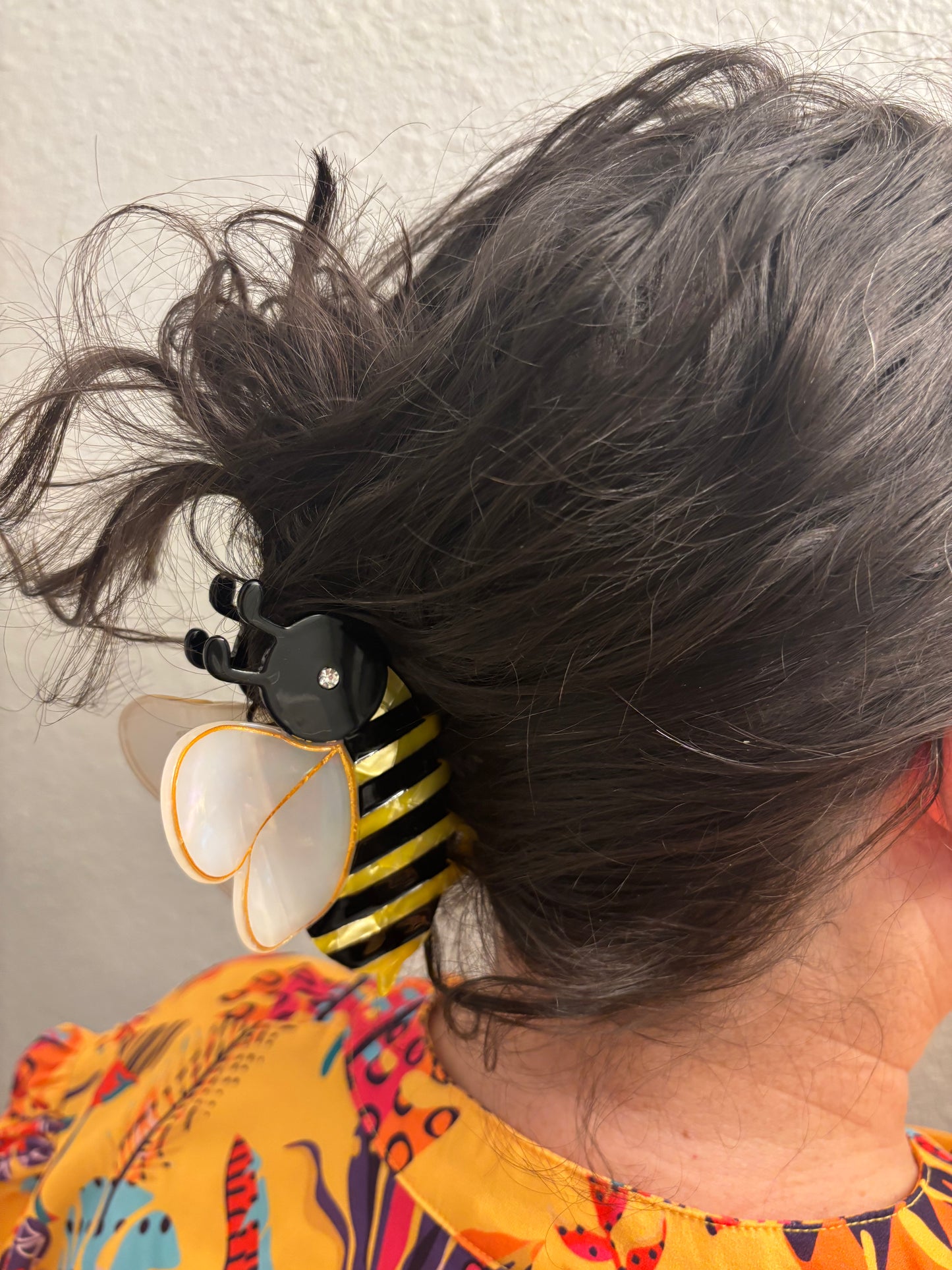 zzz Bee Claw Clip
