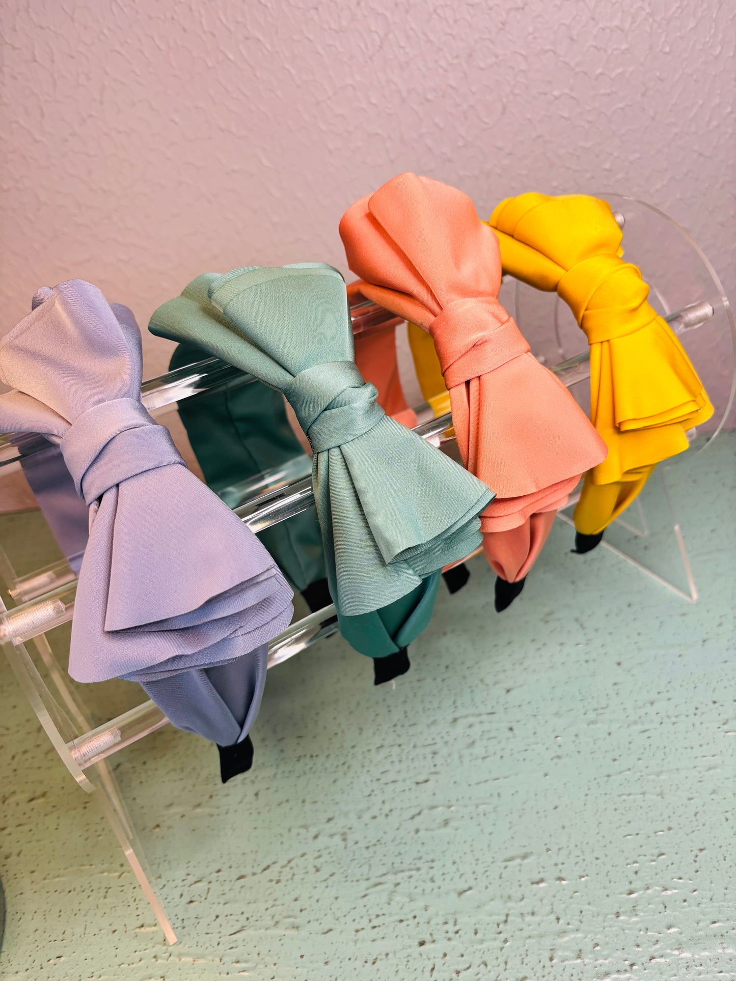 zzz BOWTIQUE Collection